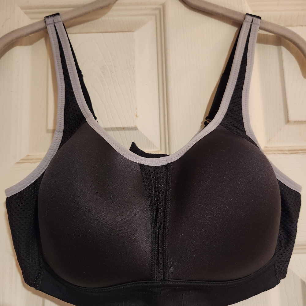 Wacoal Sports Bra